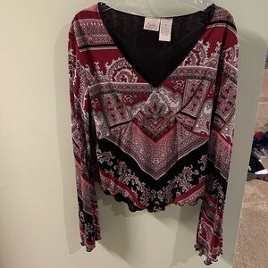 Elegant Paisley V-Neck Women's Top